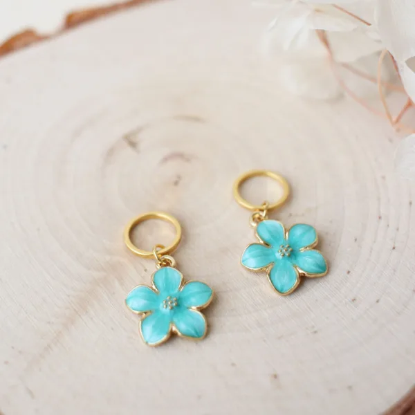 Anneaux marqueurs fleurs bleues